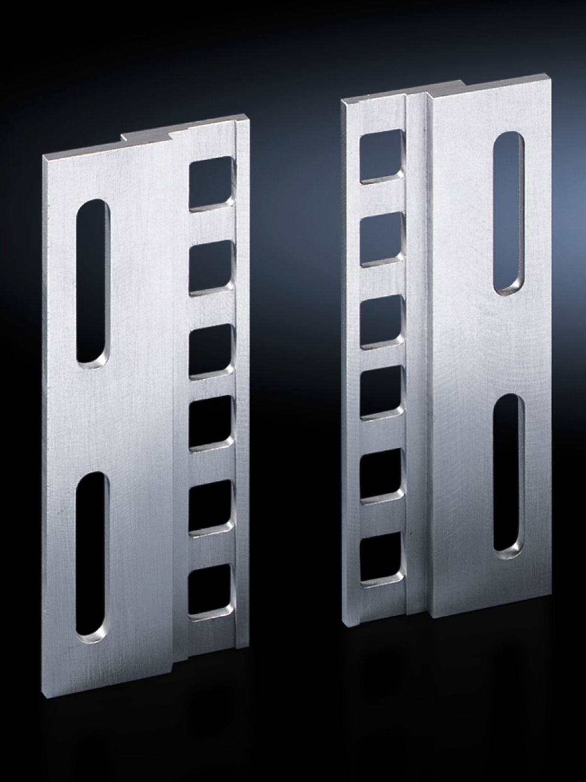 Rittal DK 7246.030, Adaptor, metric to 21"/19"